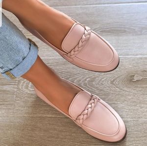 Coutgo Light Pink Classic Loafers with Braided Strap. Brand New / Size 6